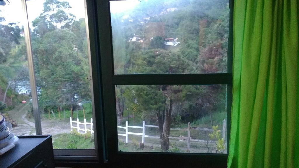 Las Cabanas Castillos Del Lago Villa Guatapé Dış mekan fotoğraf