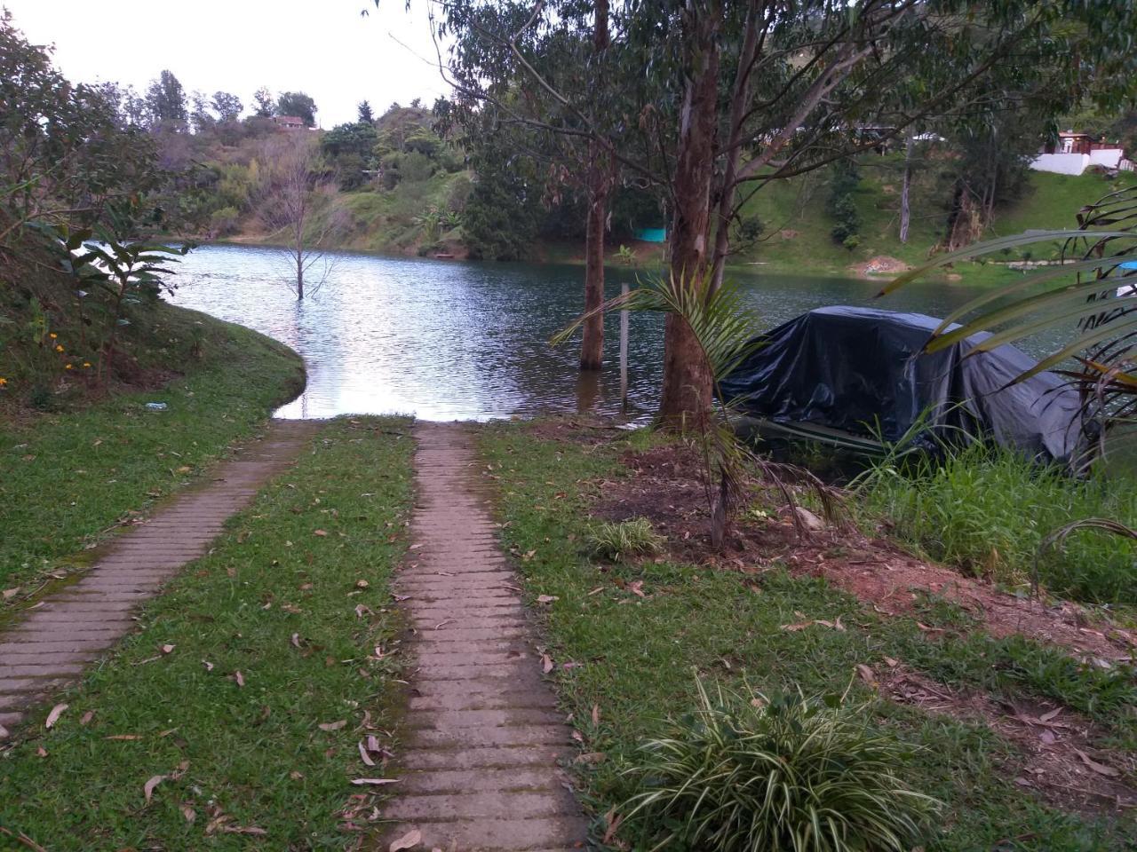 Las Cabanas Castillos Del Lago Villa Guatapé Dış mekan fotoğraf